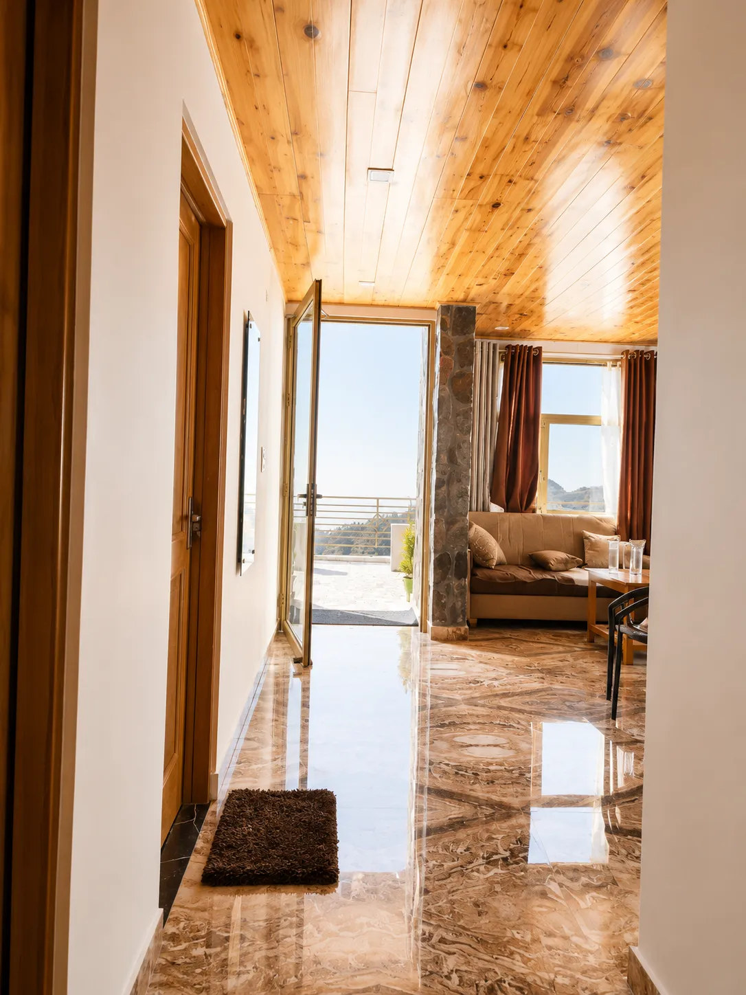 3 BHK with Himalayan view Terrace — photo 2