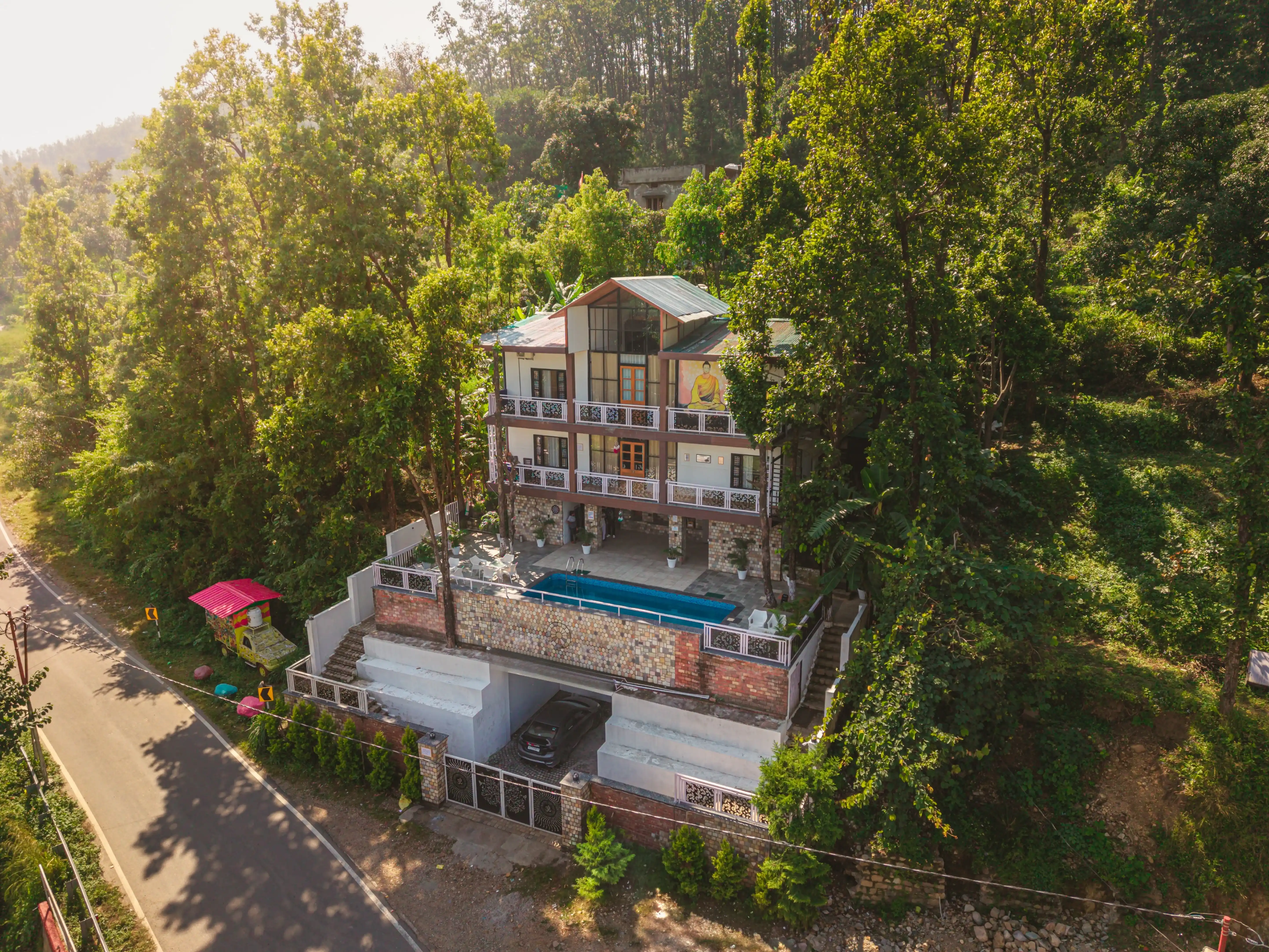 Pool Villas, Riverside Retreats & Rustic Bungalows – The Best Airbnb in Dehradun