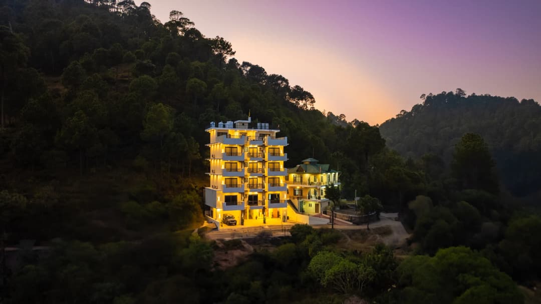 Boutique Hill Hotel